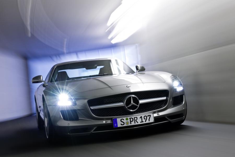  Mercedes-Benz SLS AMG 2010 года  (фото 430 из 526)